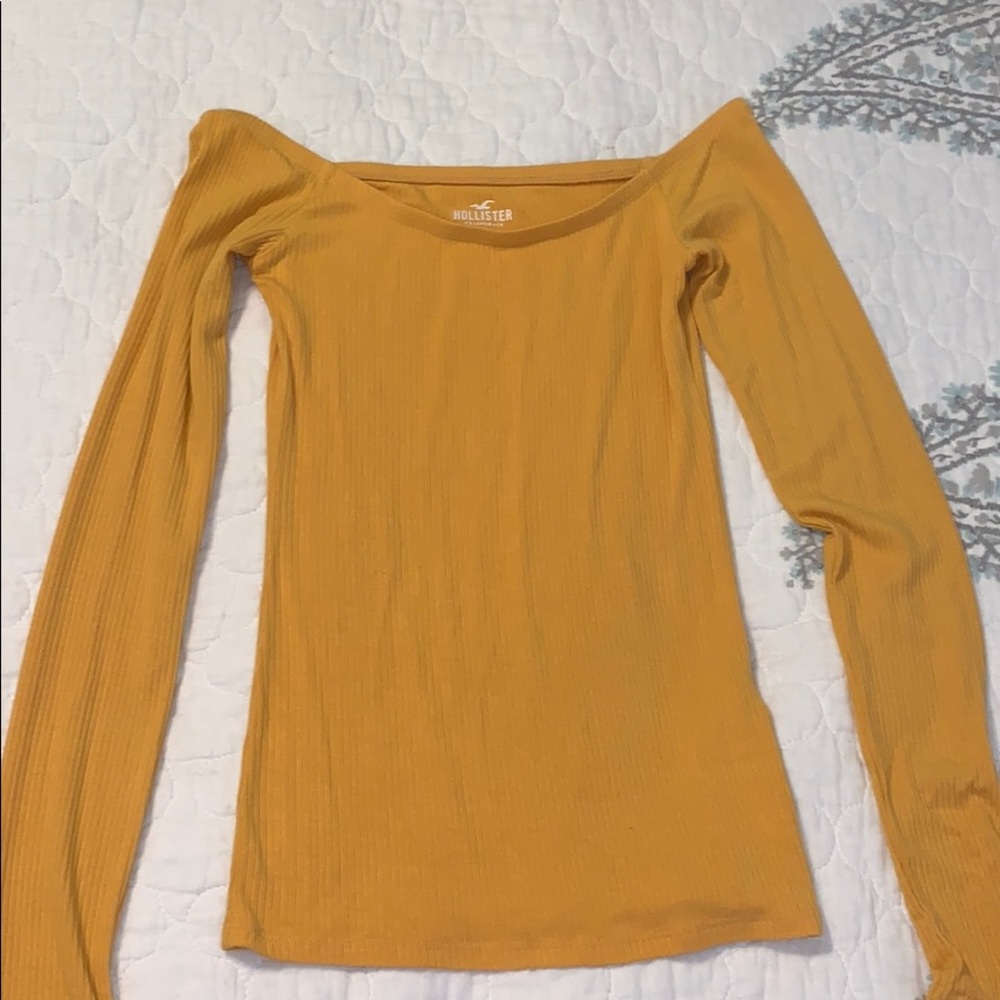 Hollister Mustard Slim Tee
